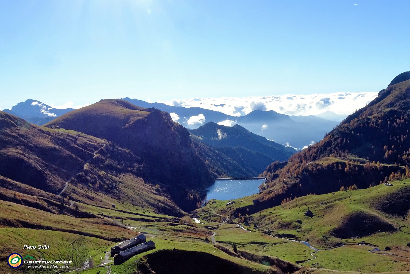 12 Vista sulla conca di Ca' San Marco col Lago di Valmora.JPG -                                